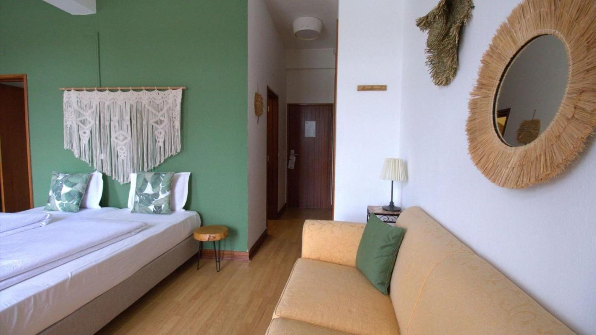 Wot Sintra Sarrazola Hotel Colares Exterior foto
